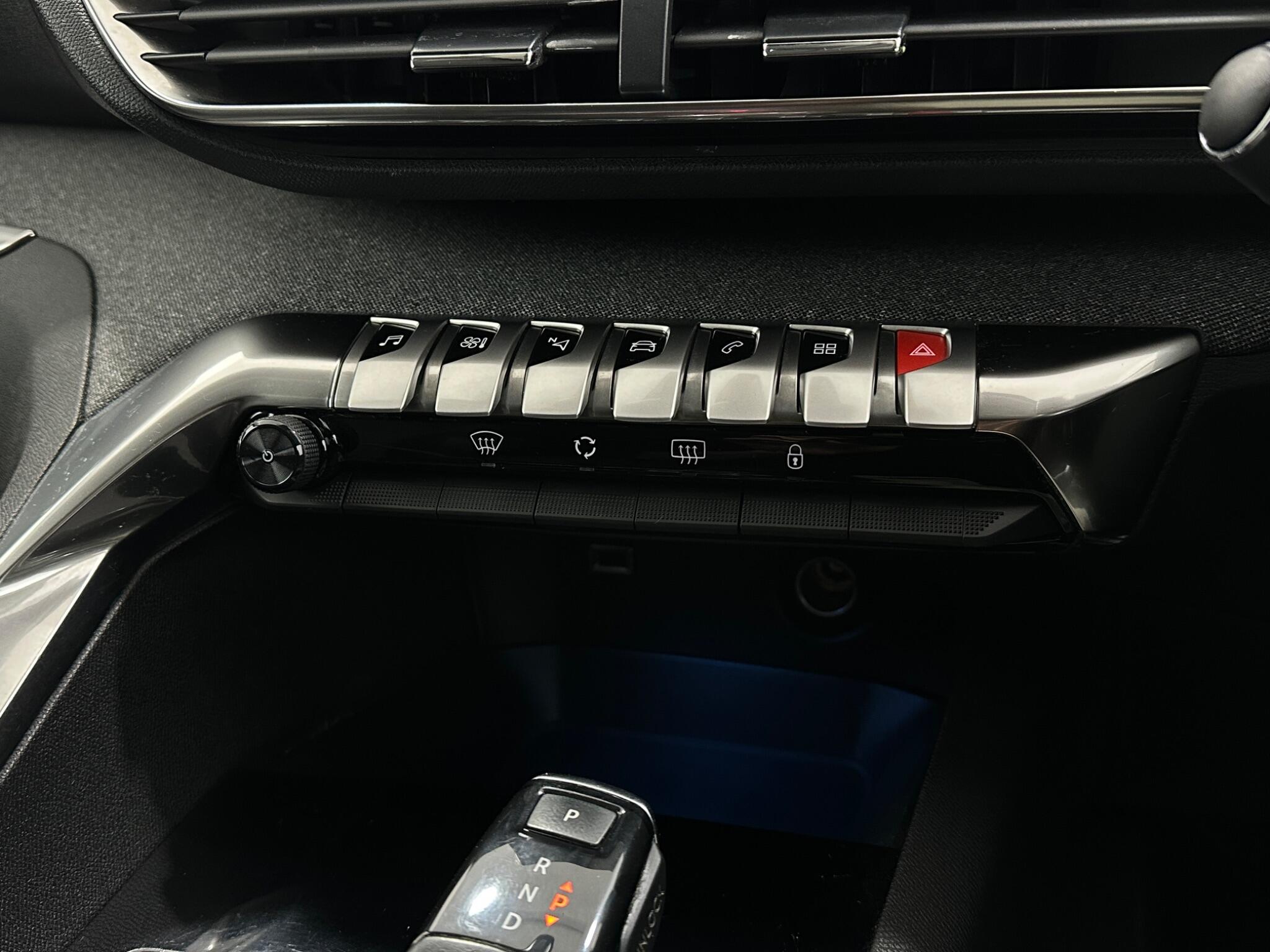 Peugeot 5008 view 20