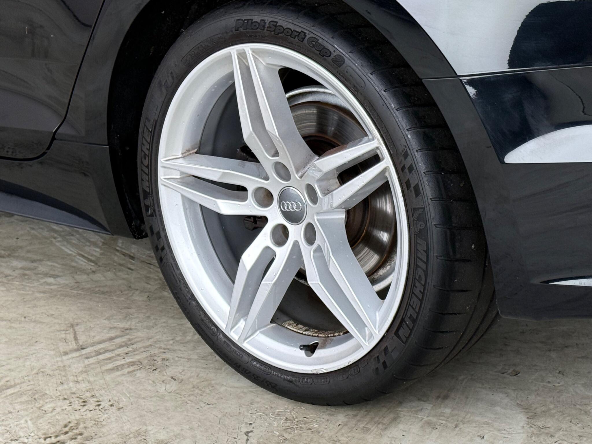 Audi A5 view 8