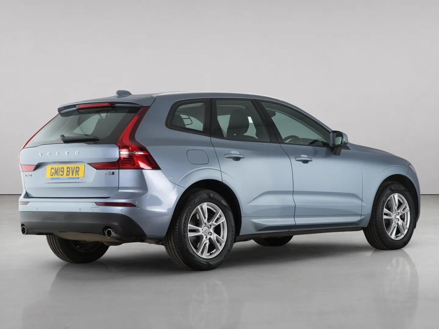 Volvo XC60 view 7