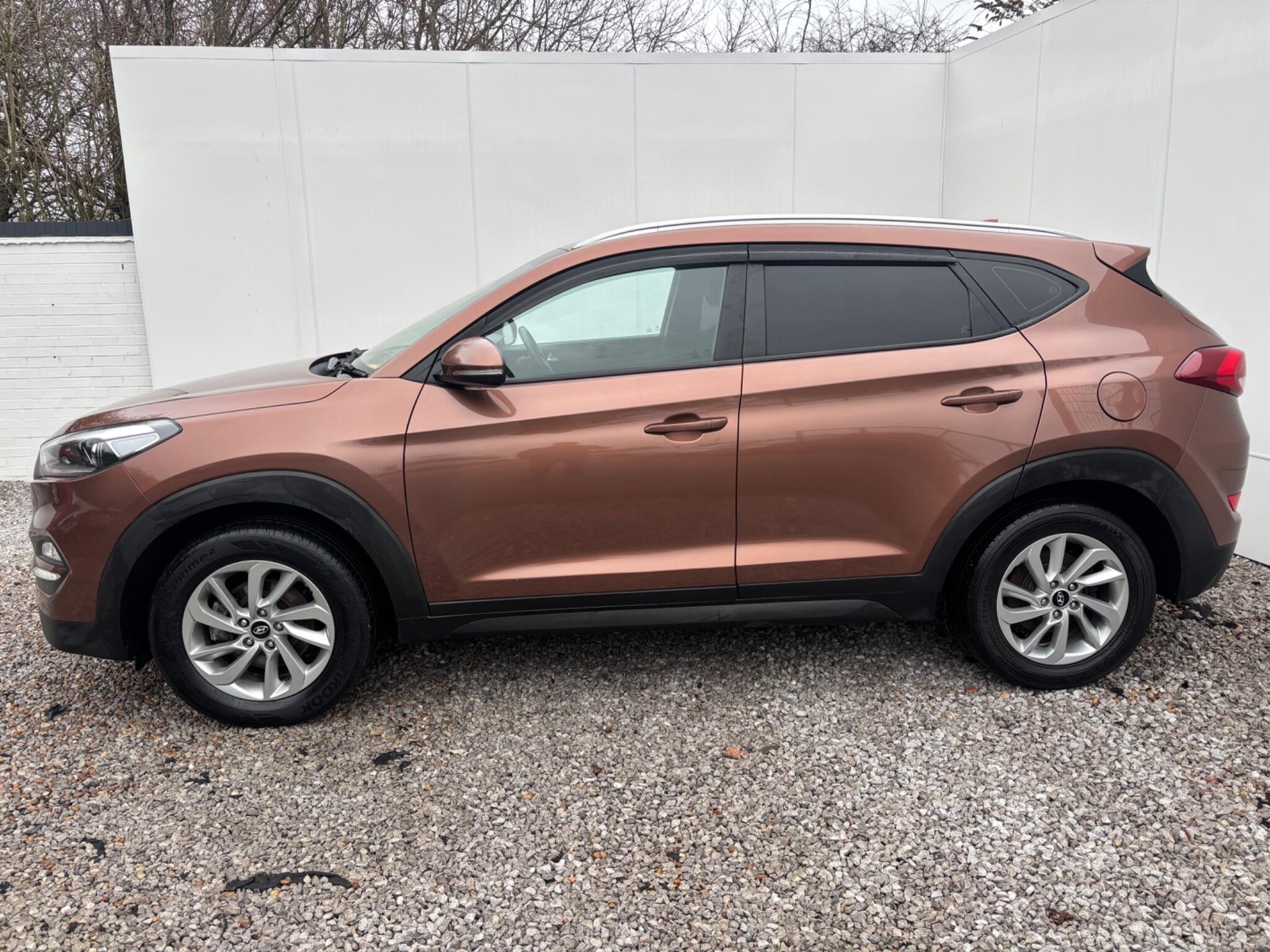 2017 Hyundai TUCSON 1.7 CRDi Blue Drive SE Euro 6 (s/s) 5dr • 80,000 miles image 2