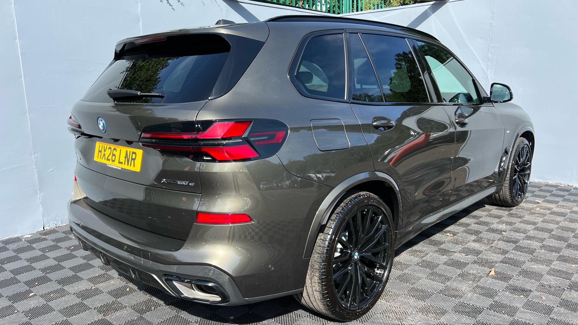 BMW X5 view 27