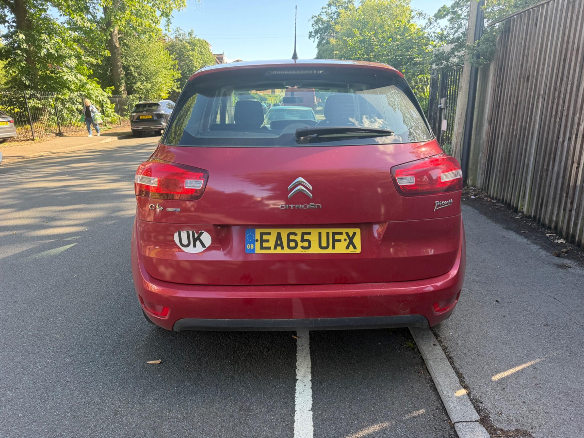 Citroen C4 Picasso view 5