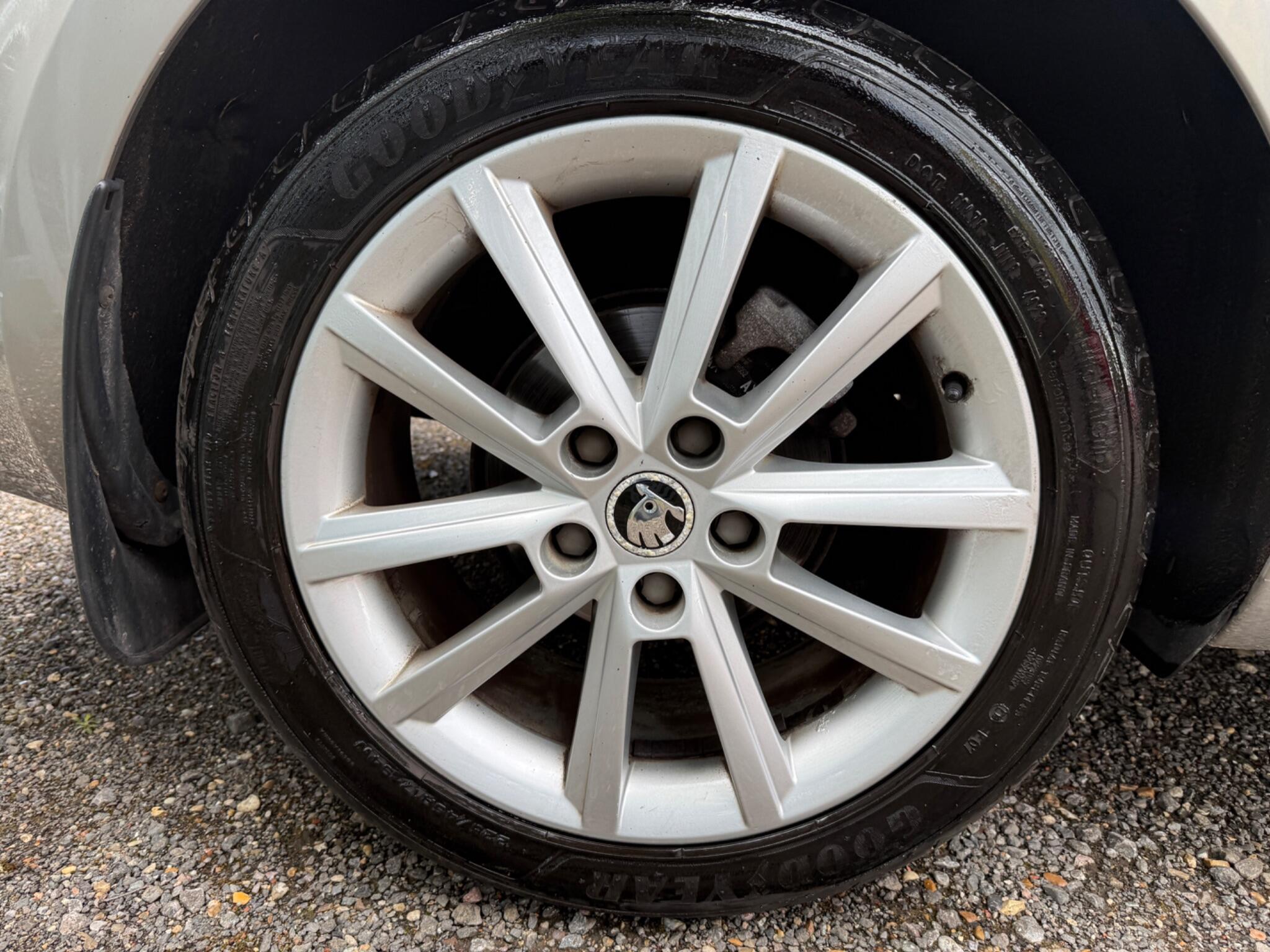 2014 Skoda Octavia image 39