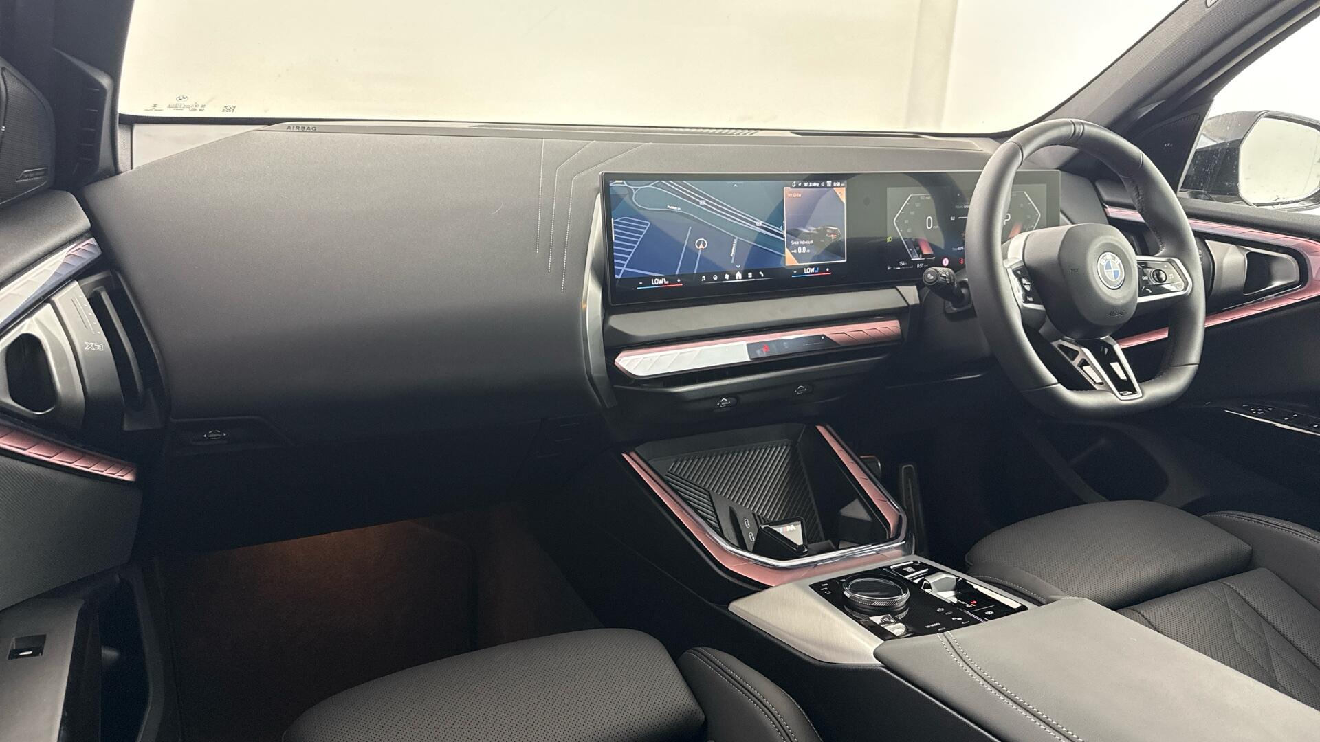 BMW X3 view 7