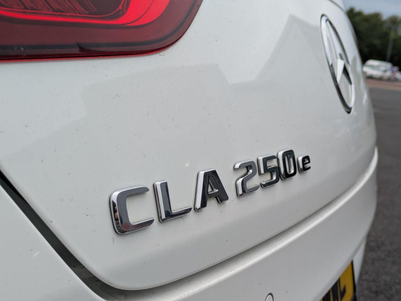Mercedes-Benz Cla view 28