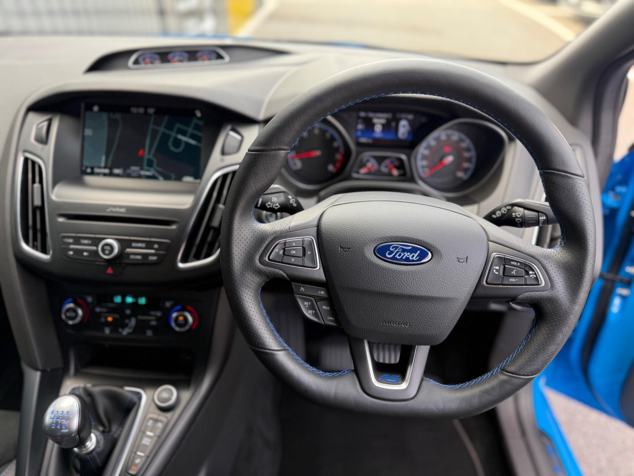 Ford Focus view 91