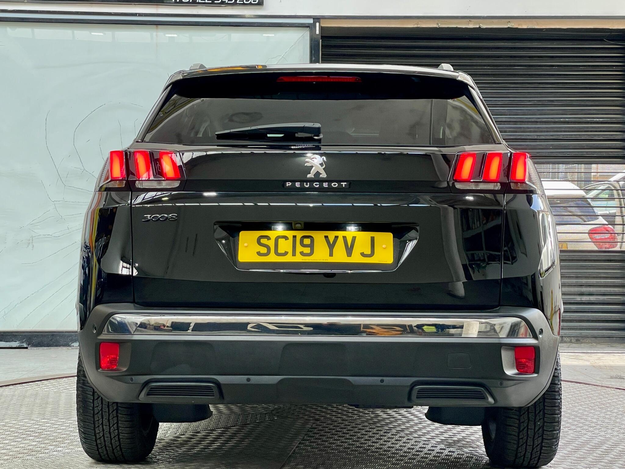 Peugeot 3008 view 19