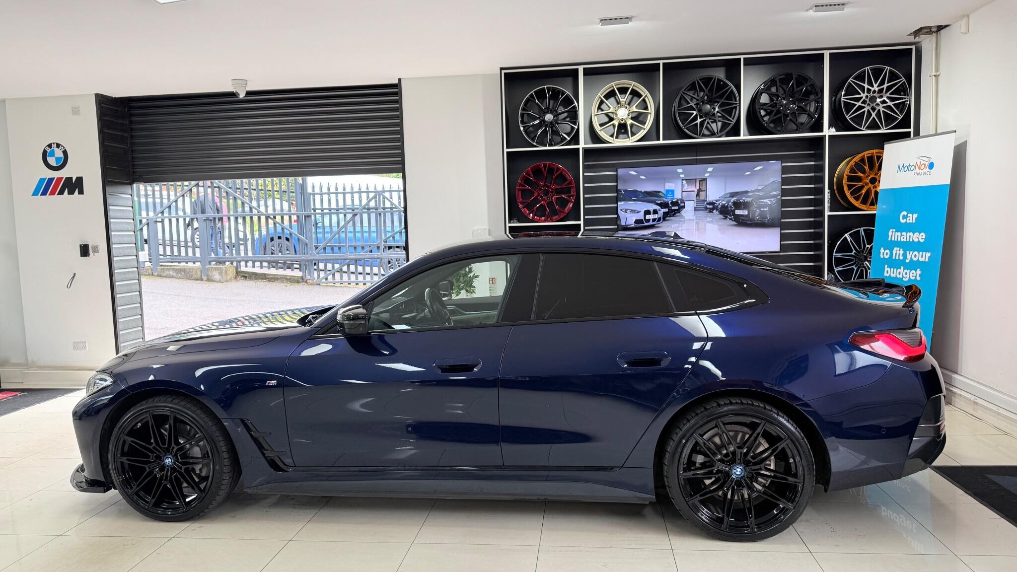 BMW I4 view 35
