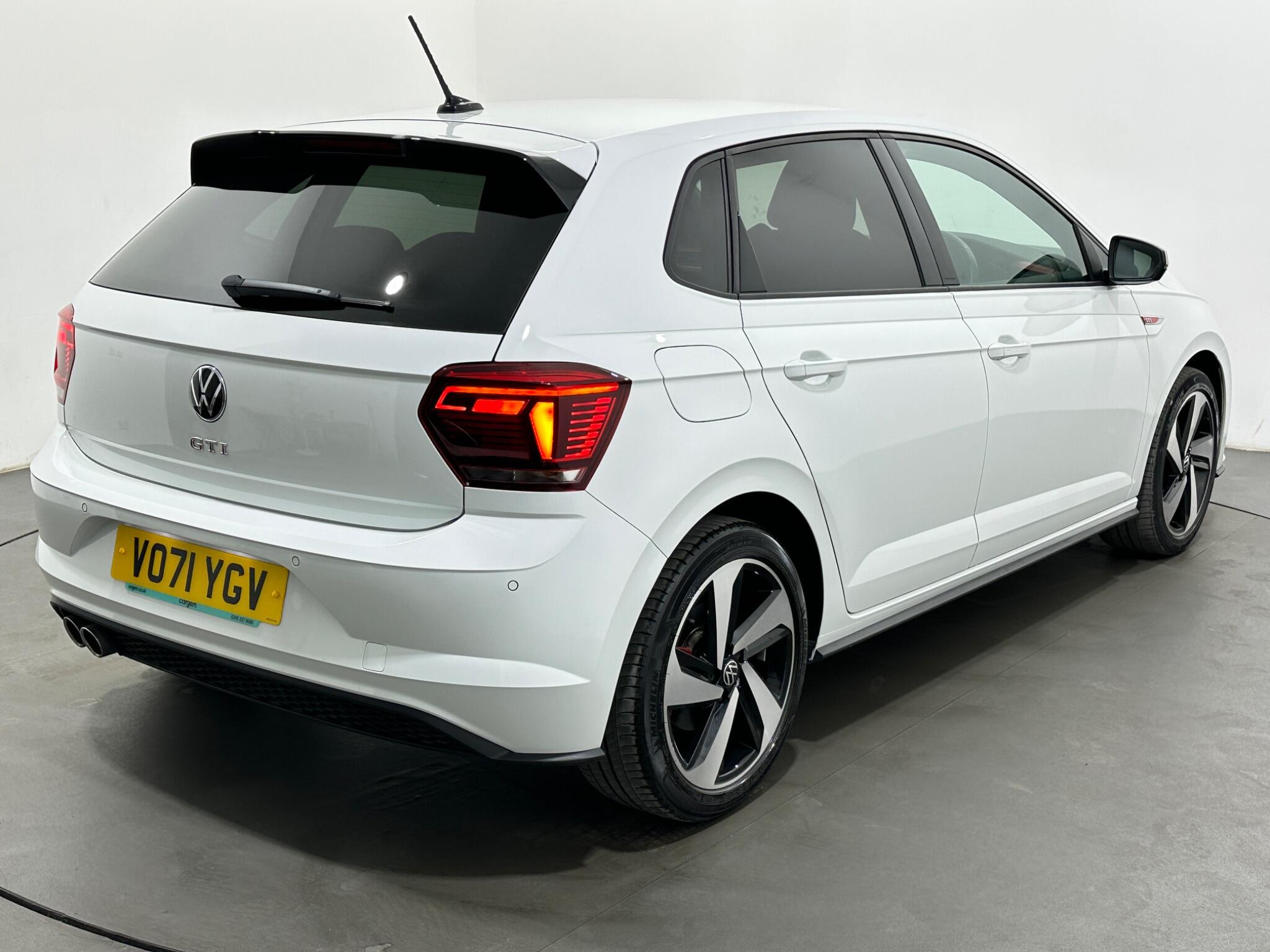 Volkswagen Polo view 50