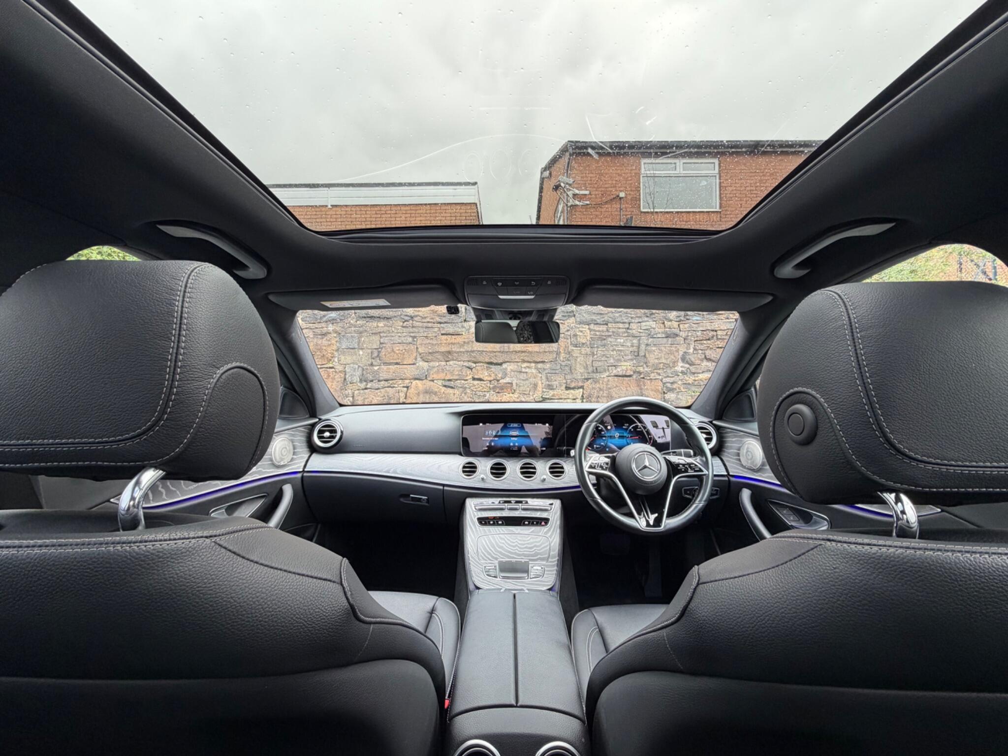 Mercedes-Benz E-Class view 11