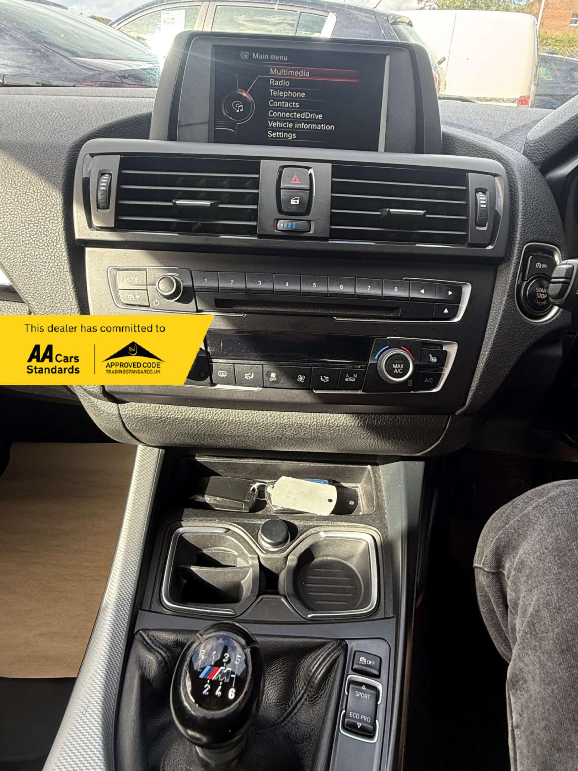 BMW 1 Series view 38
