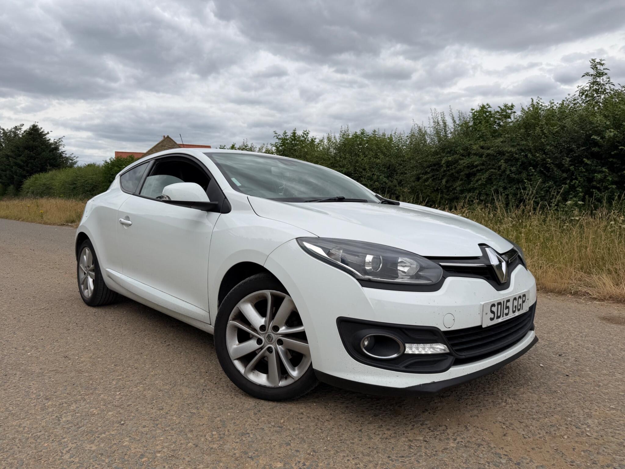 2015 Renault Megane in White for sale