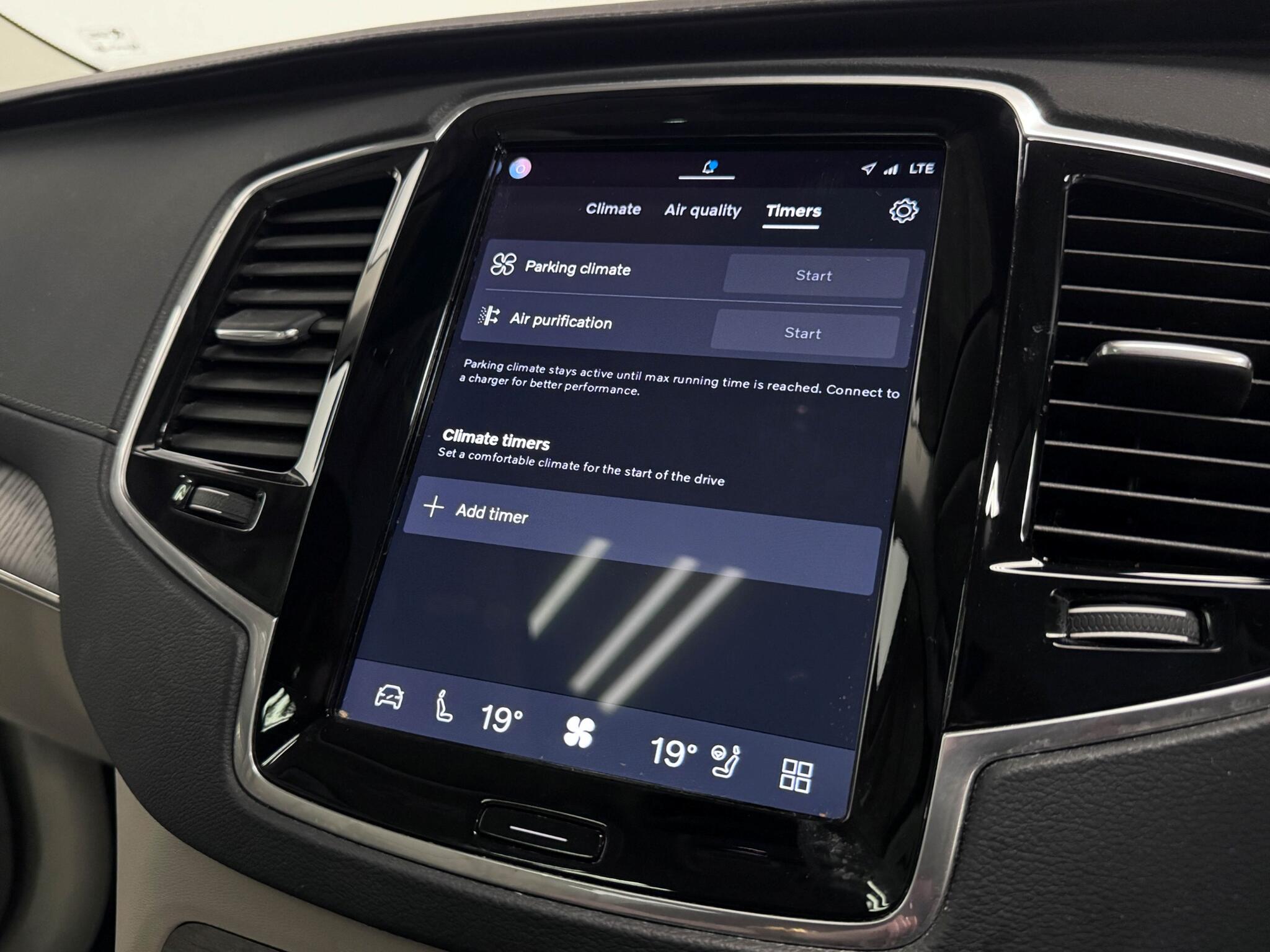 Volvo XC90 view 48