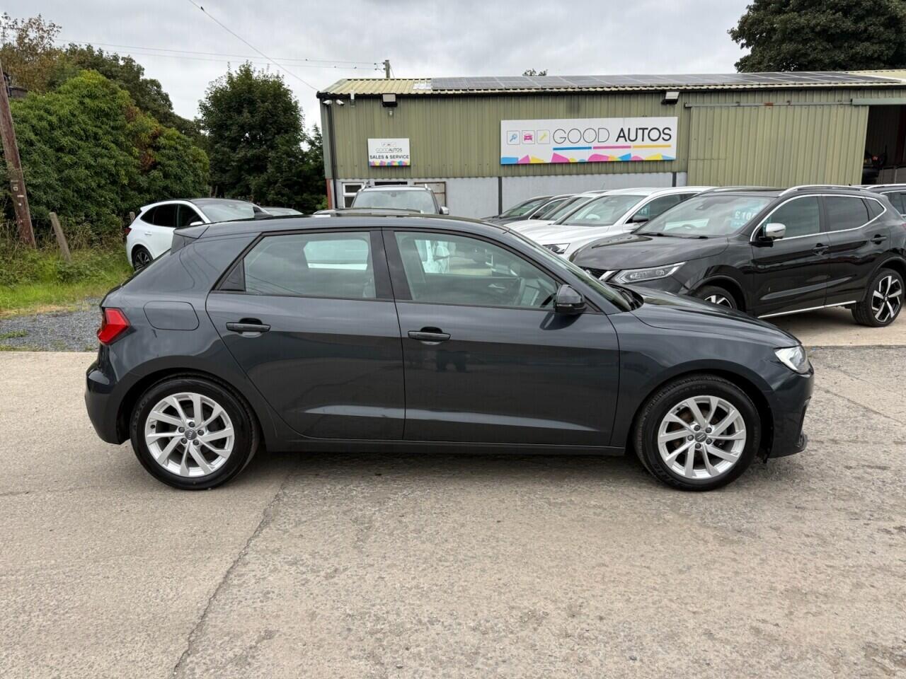 Audi A1 view 5