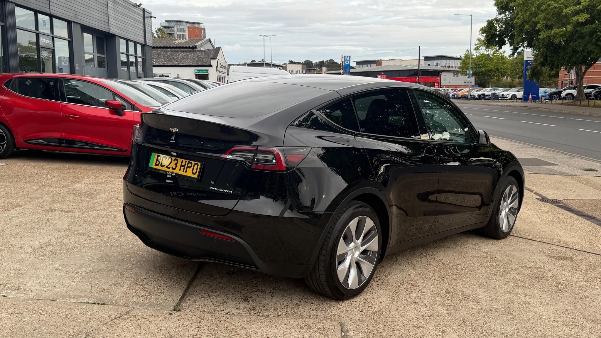 Tesla Model Y view 6