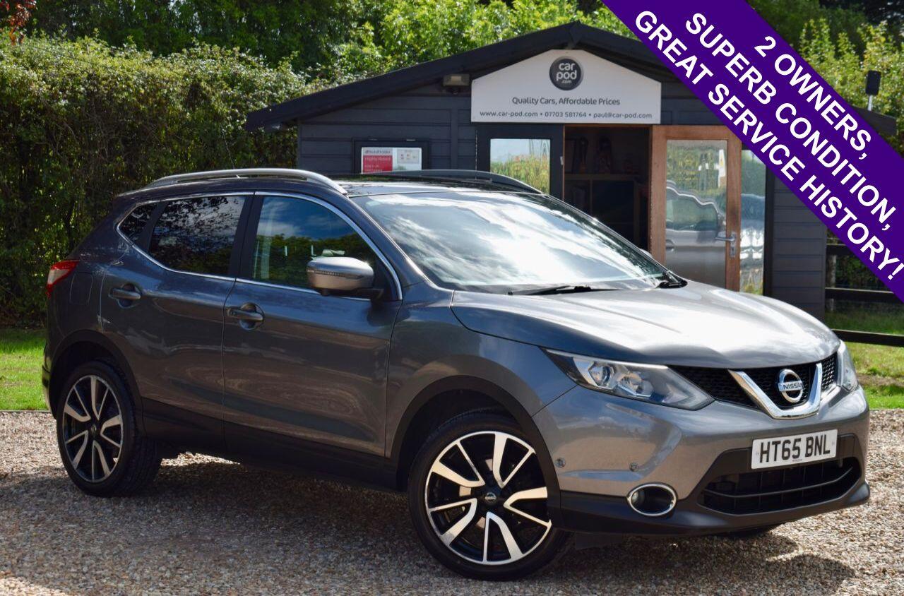 2015 Nissan Qashqai in Grey for sale