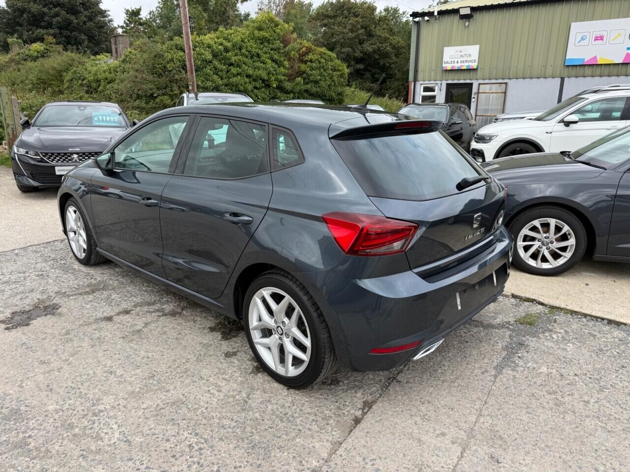 SEAT Ibiza view 3