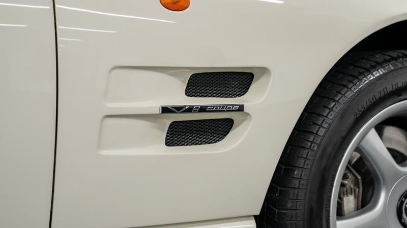 Aston Martin Vantage view 14