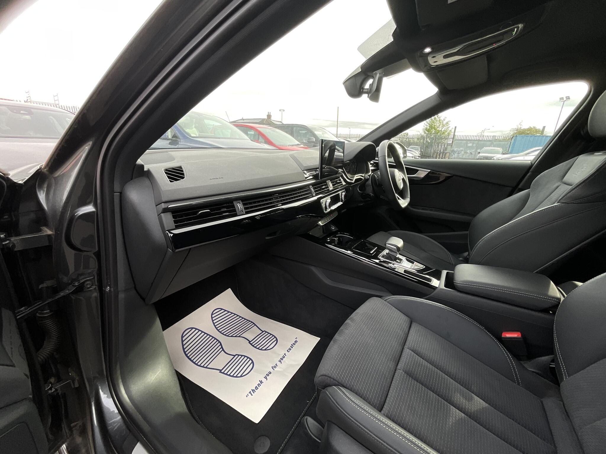 Audi A4 view 17
