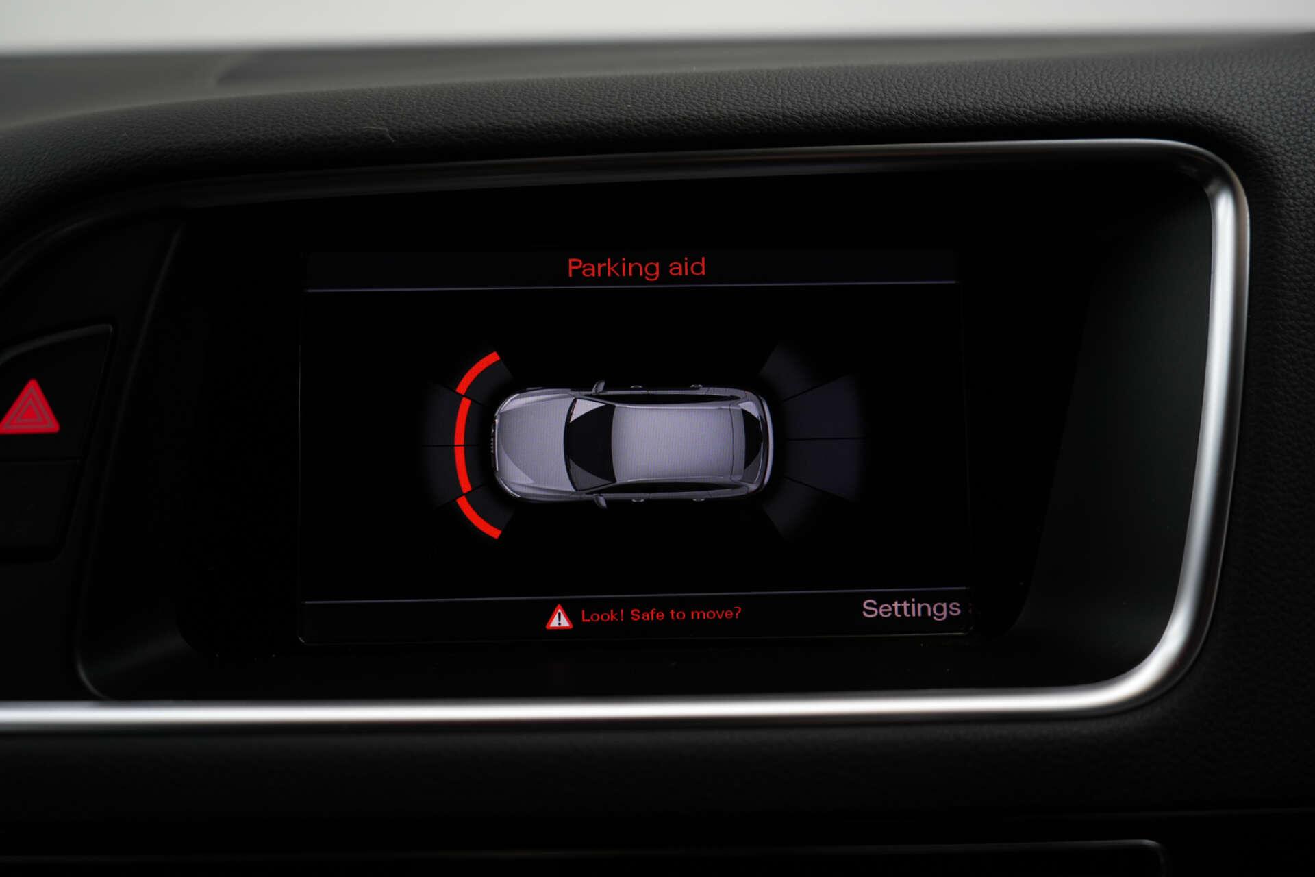 Audi SQ5 view 36