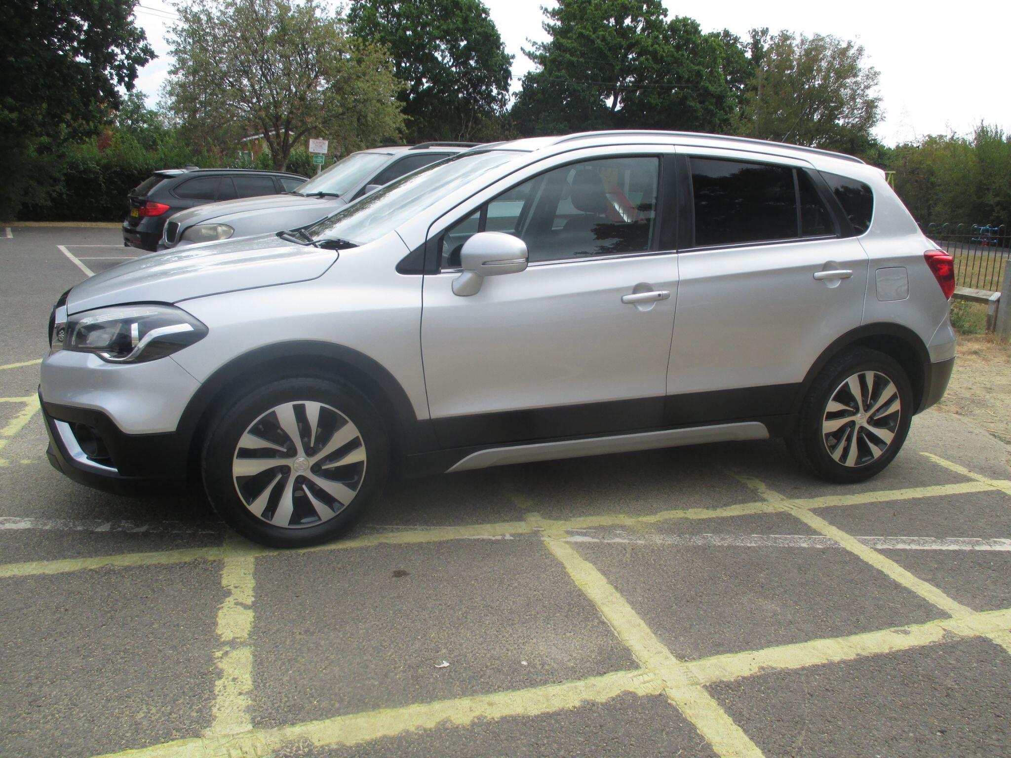 Suzuki SX4 S-Cross view 17