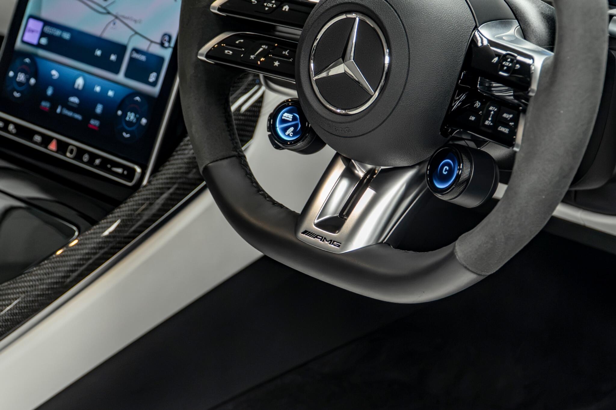 Mercedes-Benz Amg GT view 37