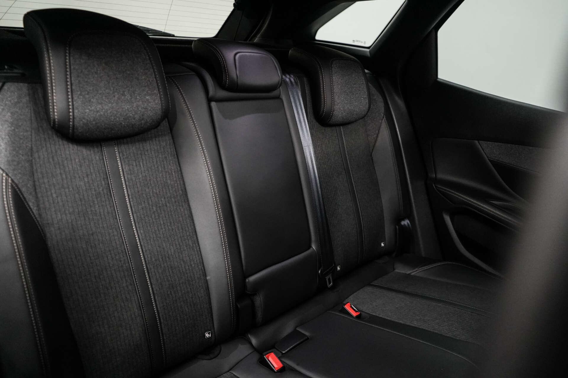 Peugeot 3008 view 19