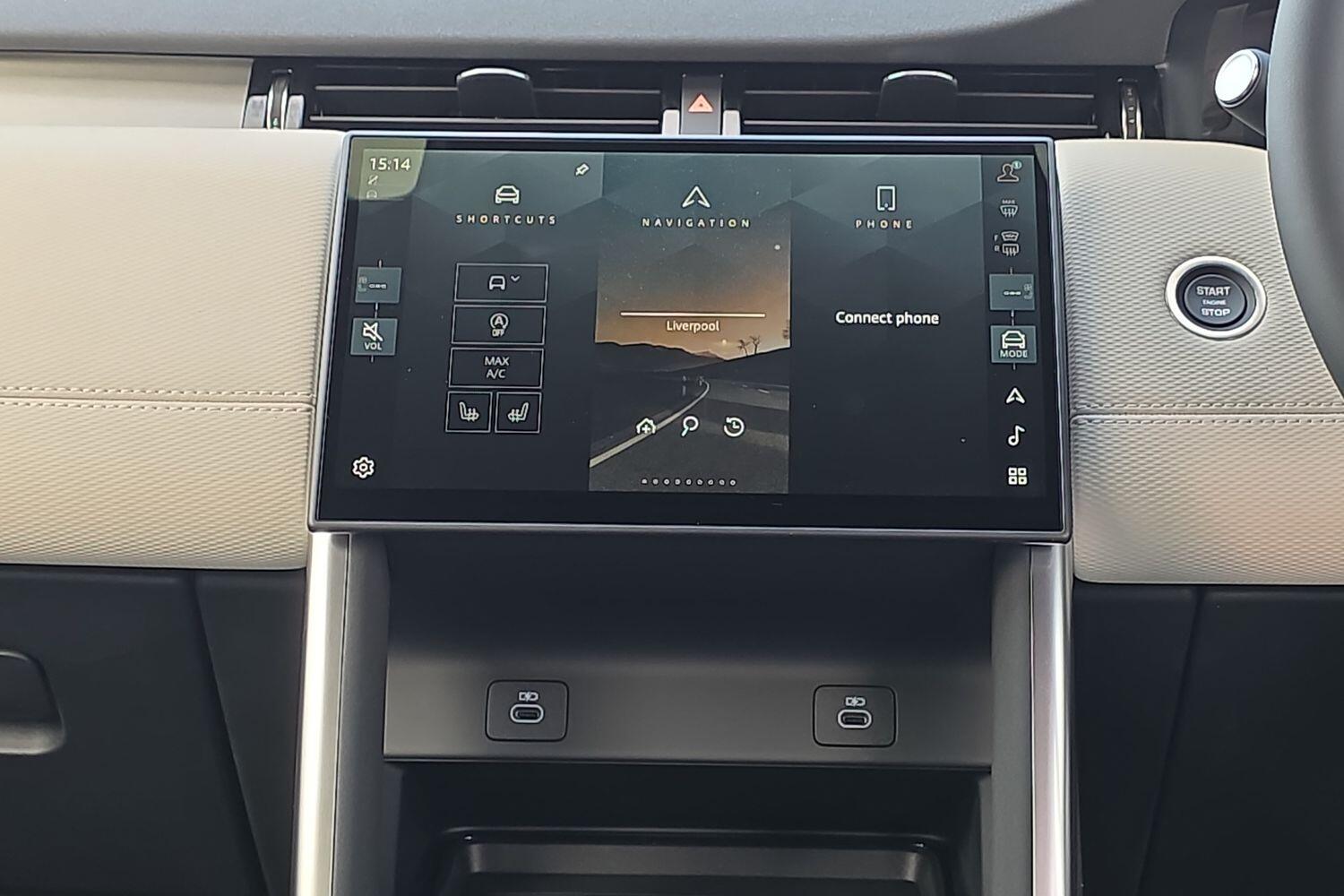 Land Rover Discovery Sport view 12