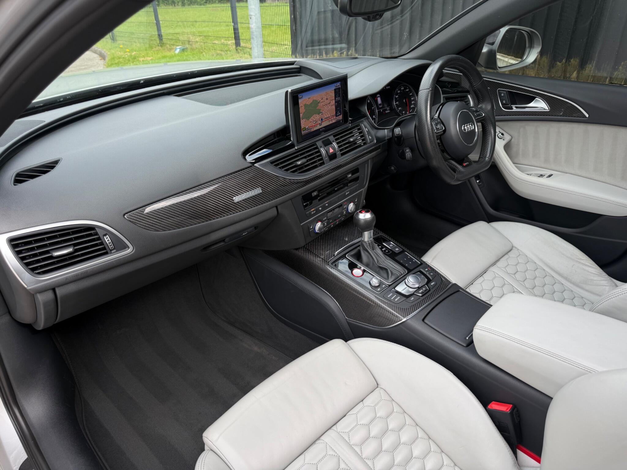 Audi RS6 view 19