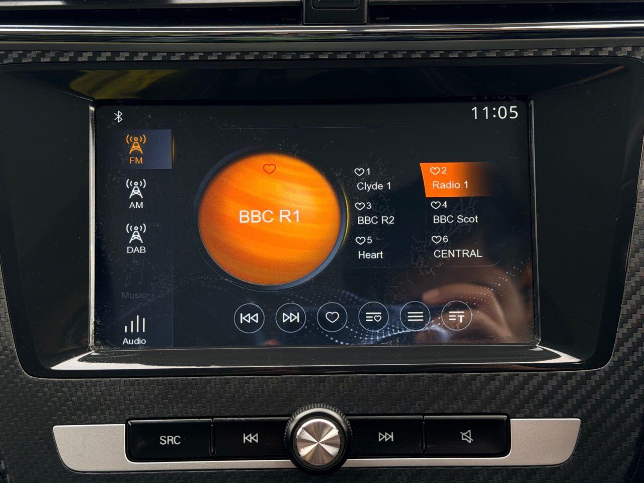 MG ZS view 35