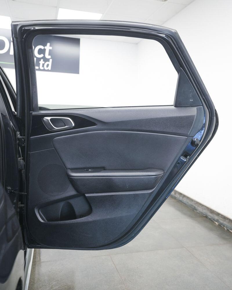 Kia Ceed view 14