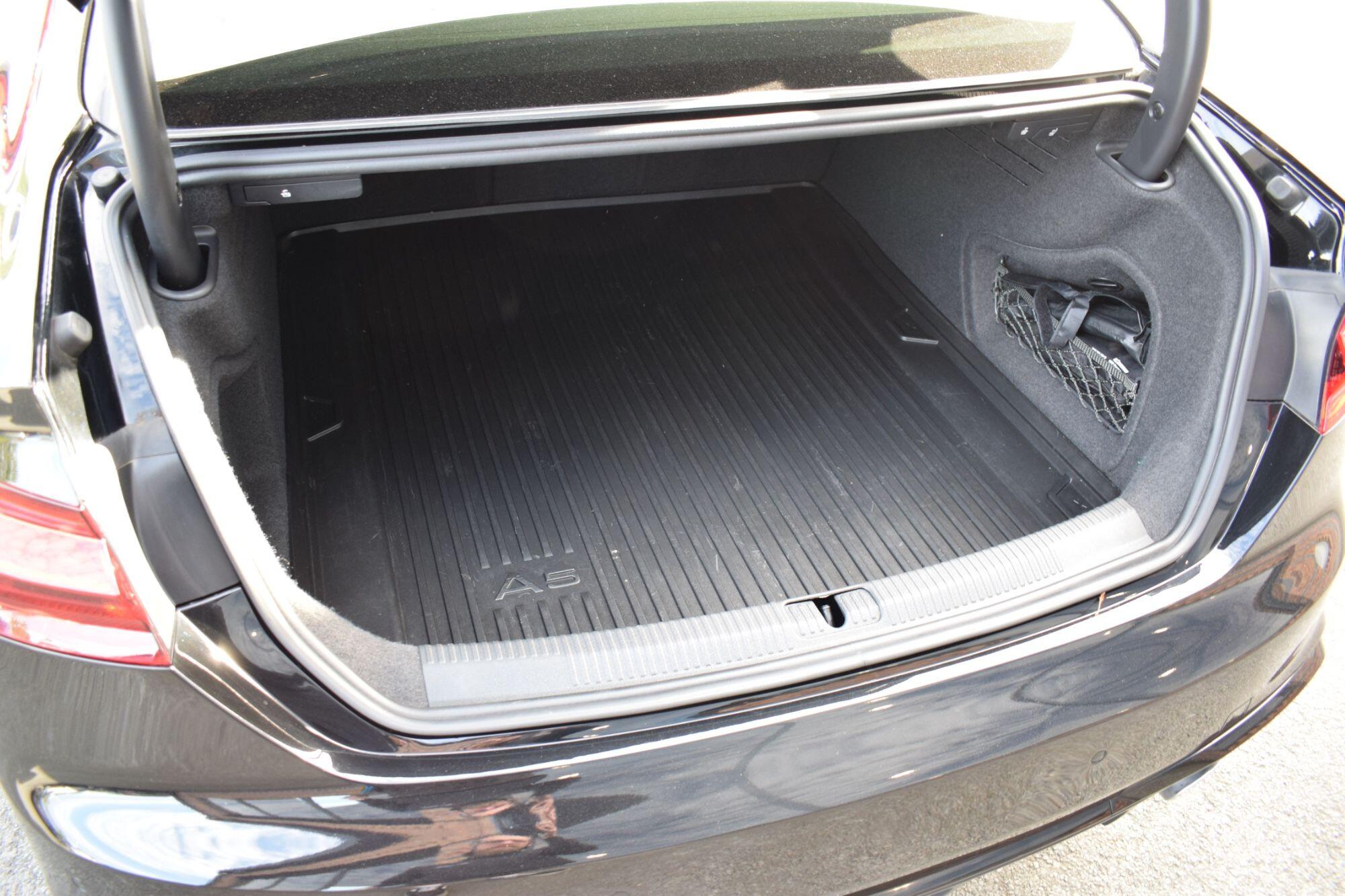 Audi S5 view 24