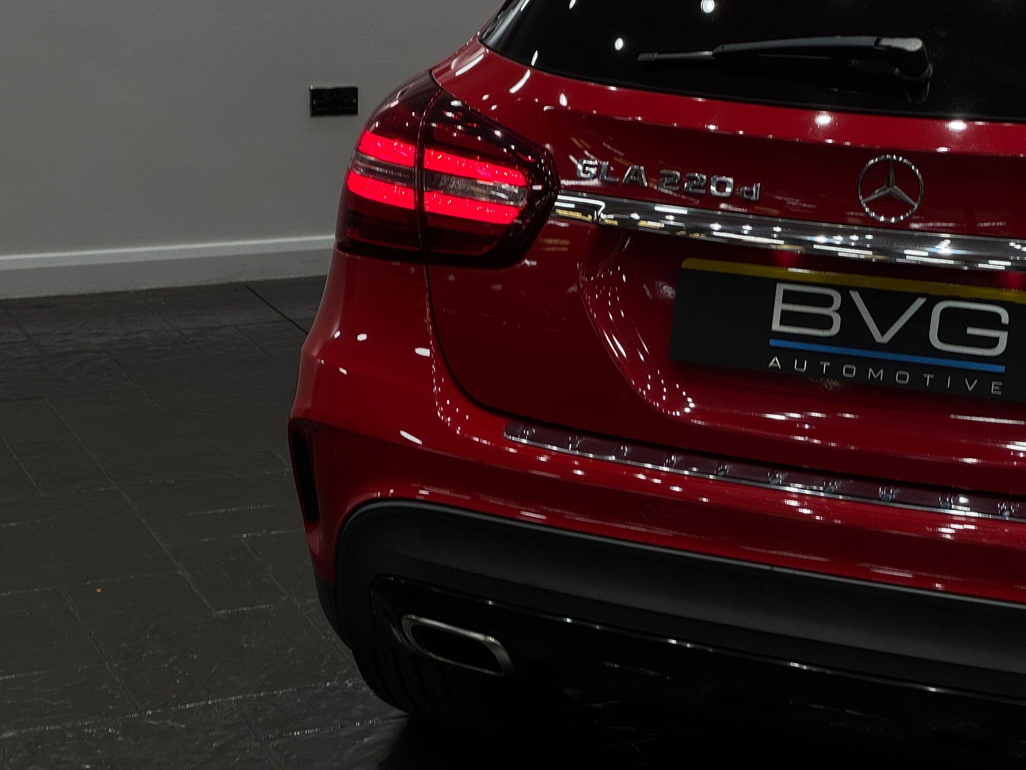 Mercedes-Benz Gla view 20