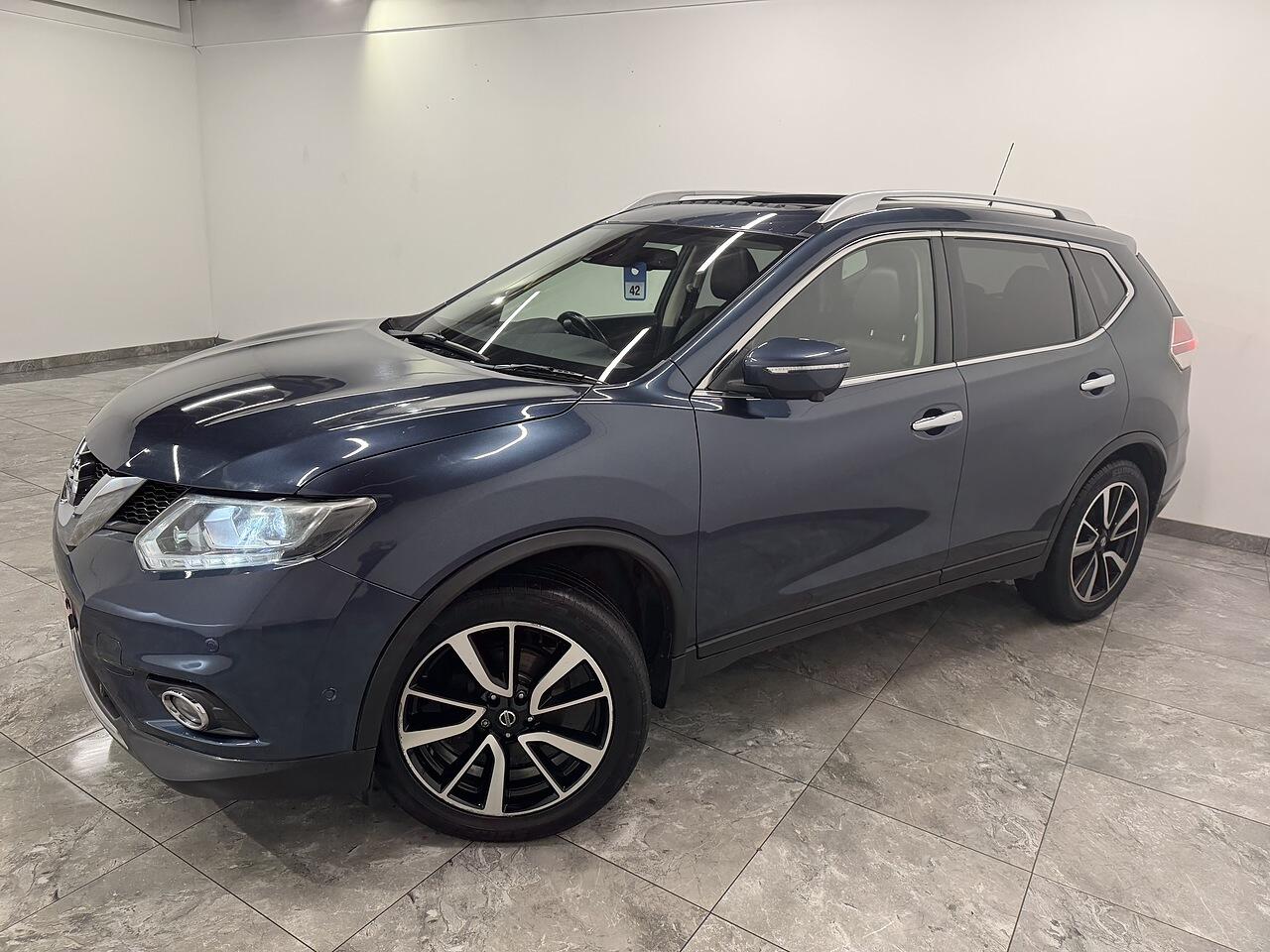 Nissan X-Trail view 4