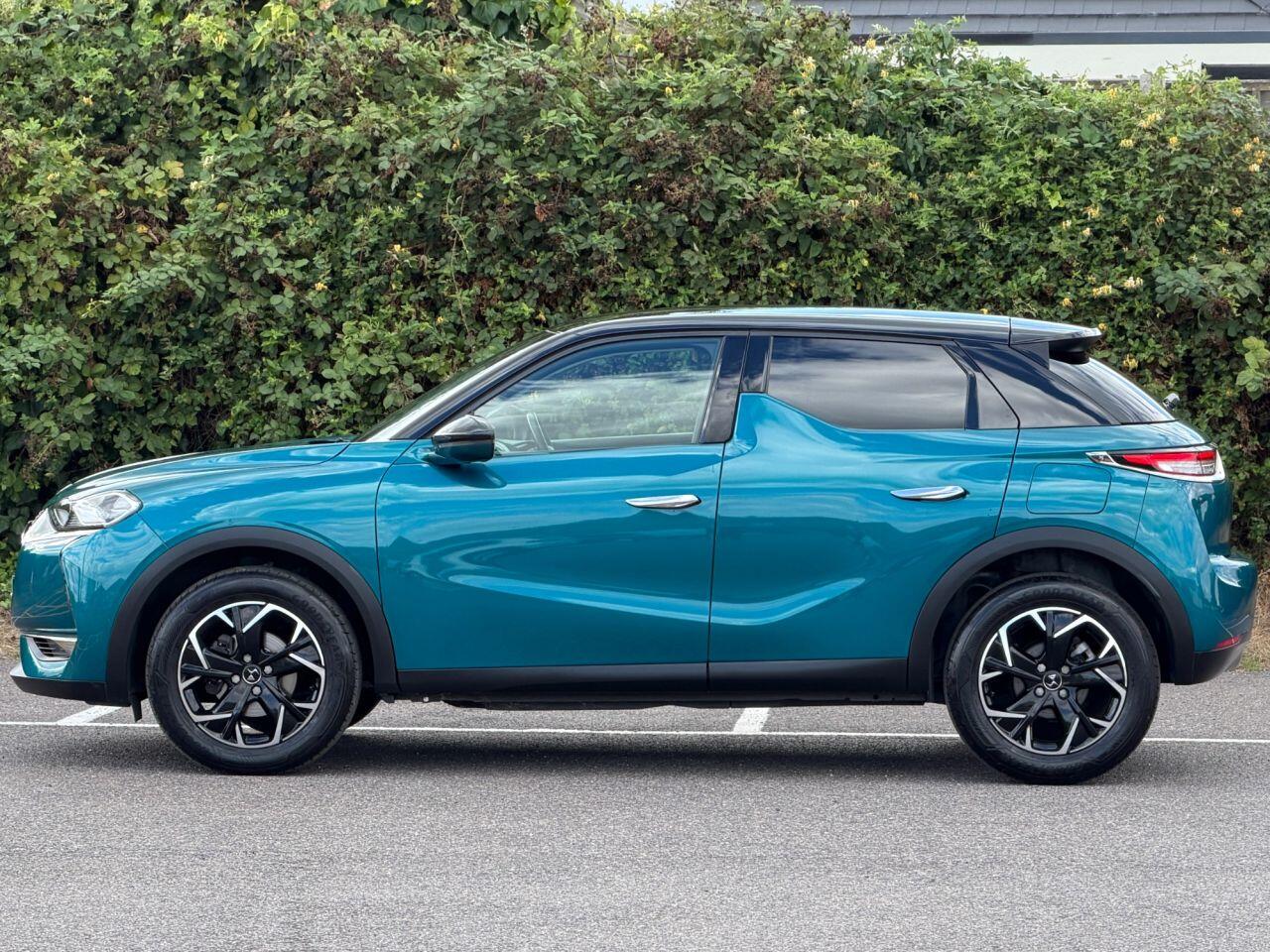 DS Automobiles DS 3 Crossback view 4