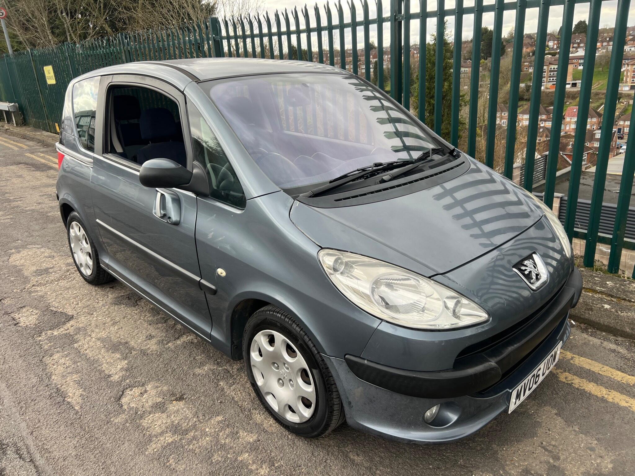 Peugeot 1007