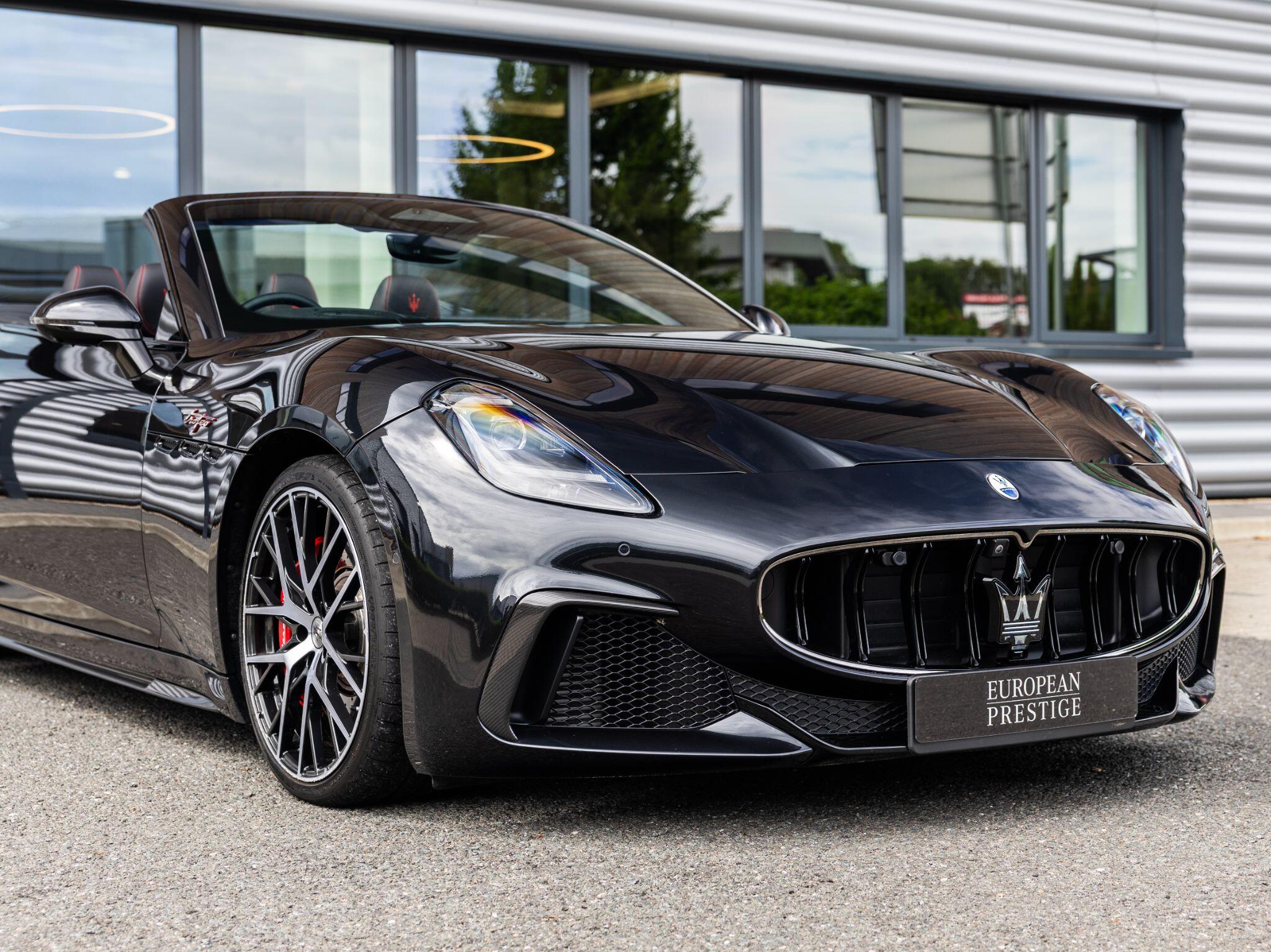 Maserati Grancabrio view 12