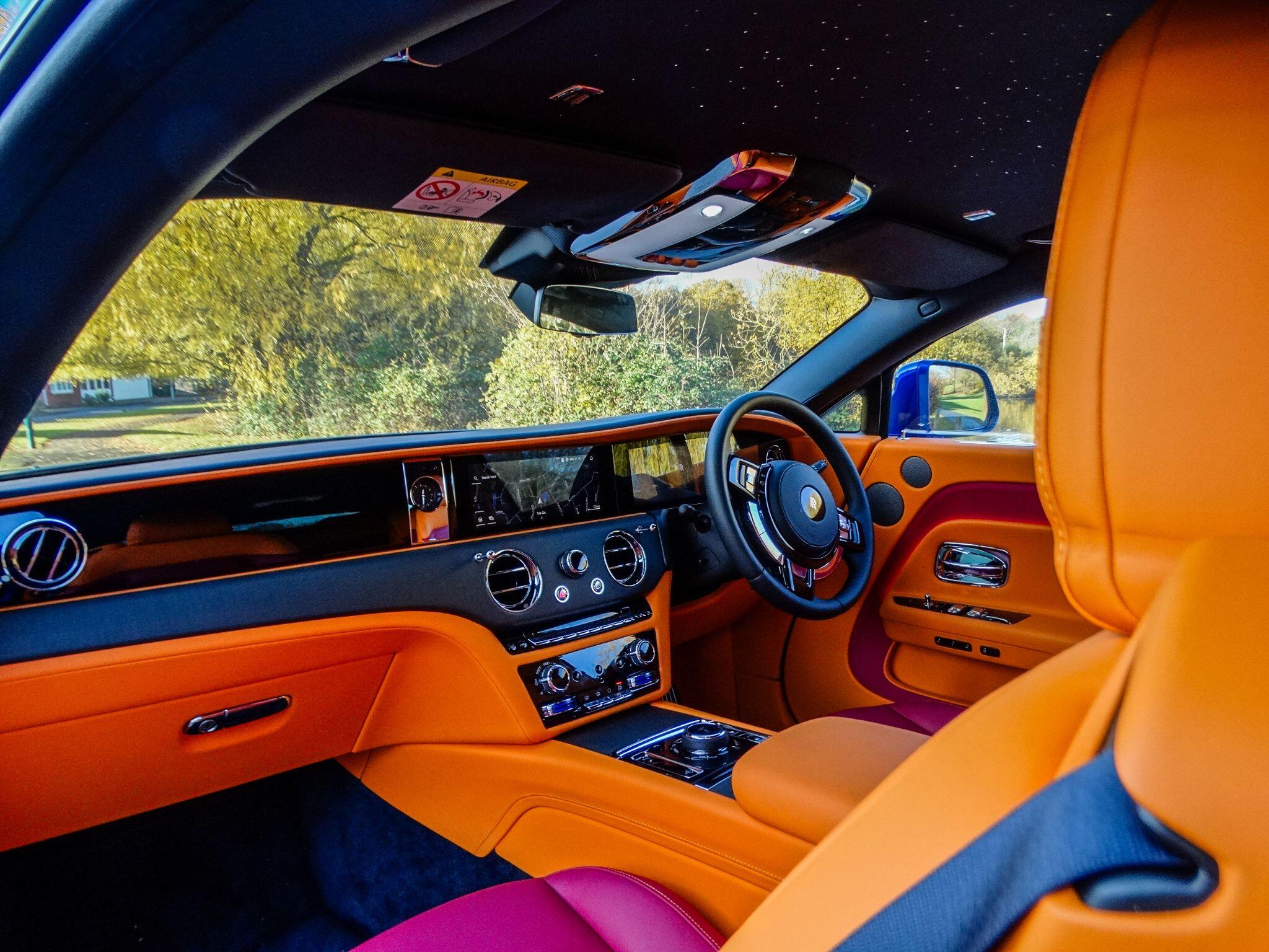 Rolls-Royce Spectre view 19