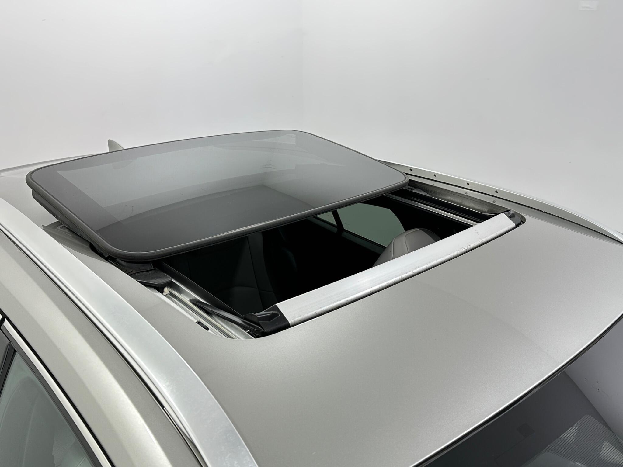 Lexus UX view 55