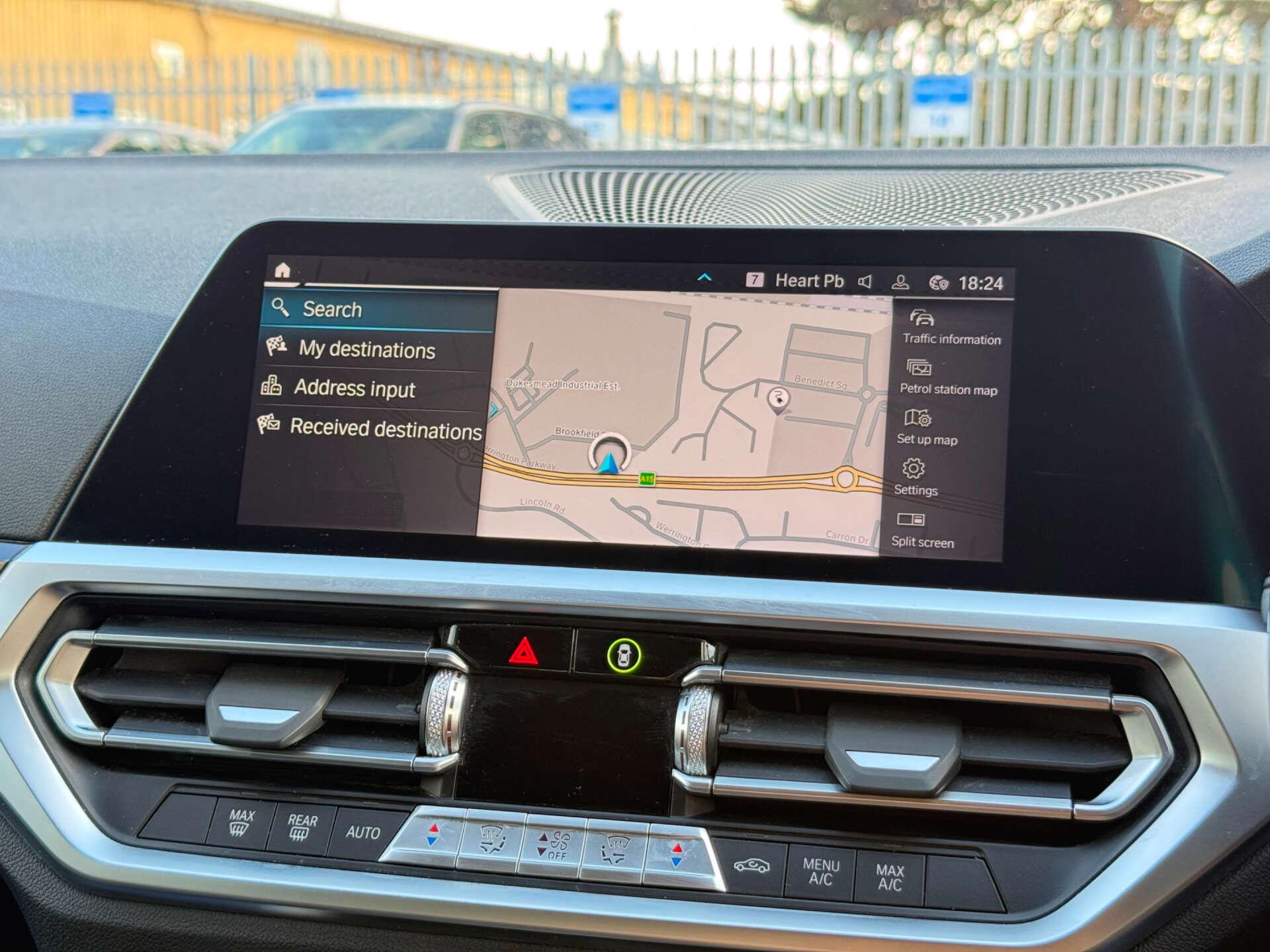 BMW 3 Series view 12