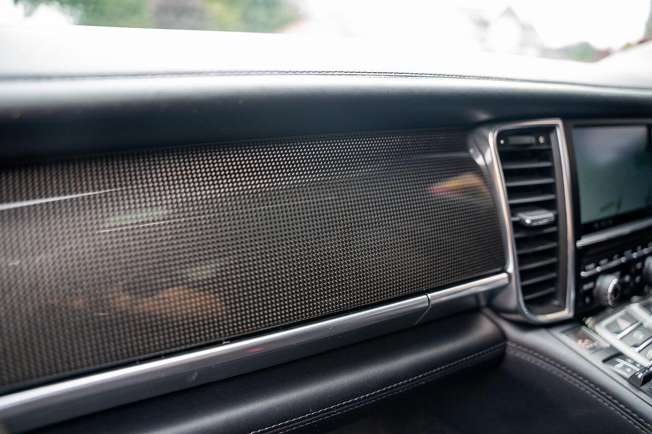 Porsche Panamera view 79