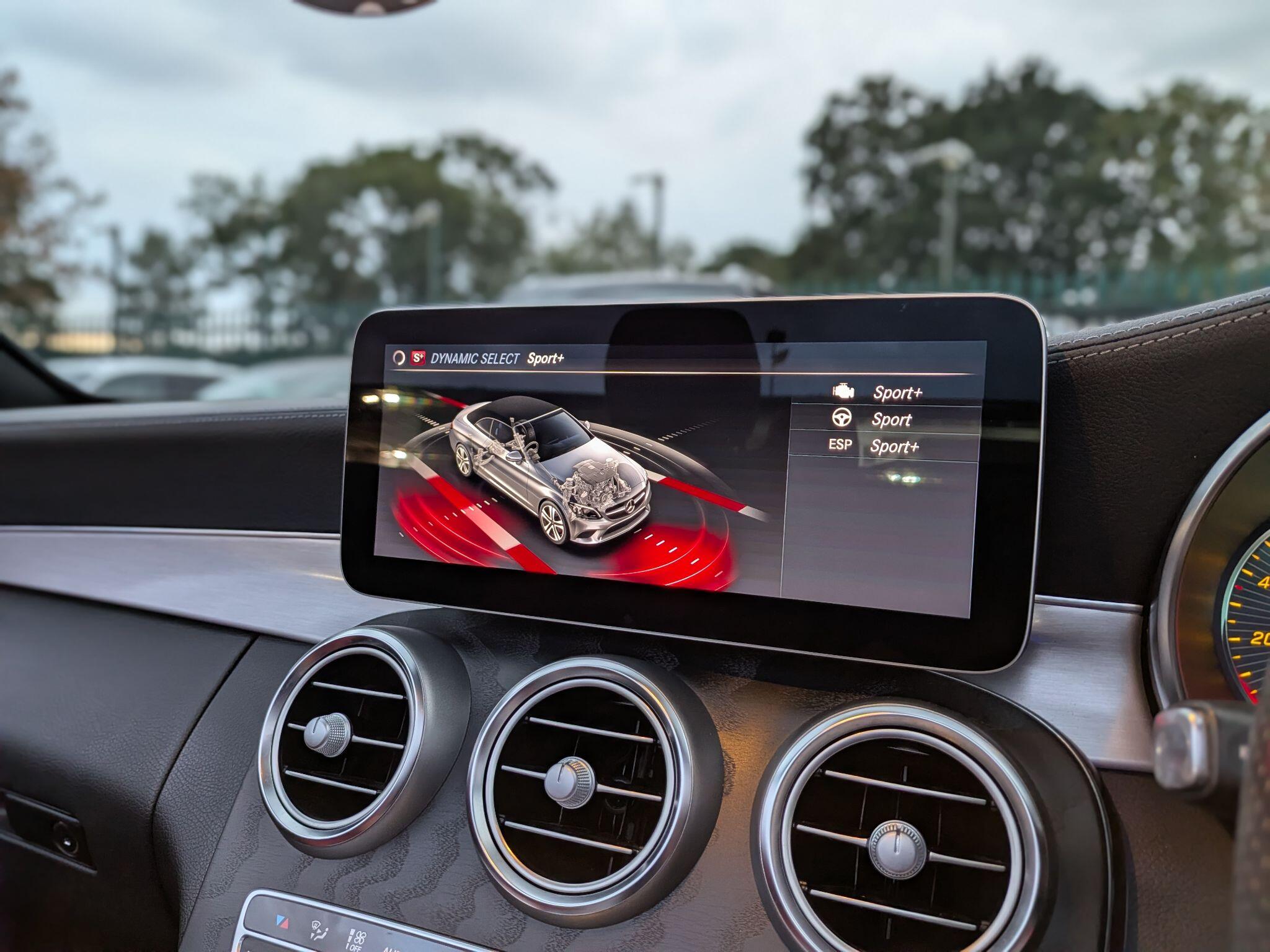 Mercedes-Benz C Class view 57