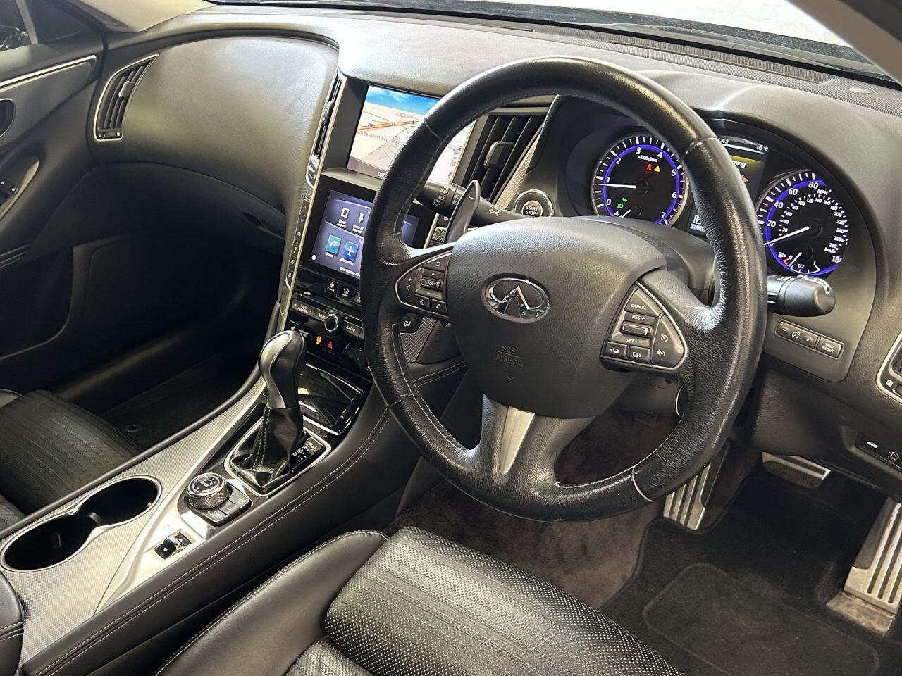 Infiniti Q50 view 31