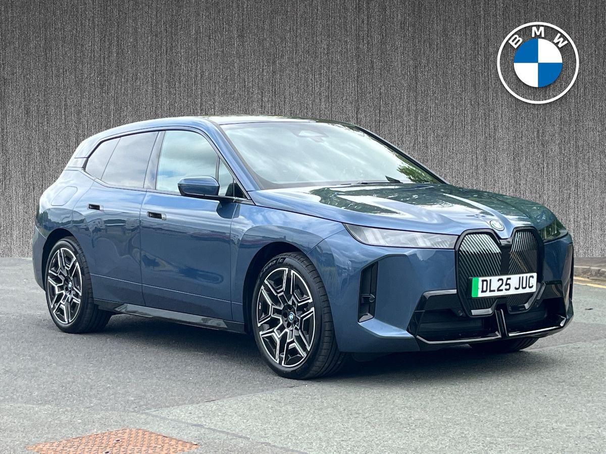 2025 BMW IX