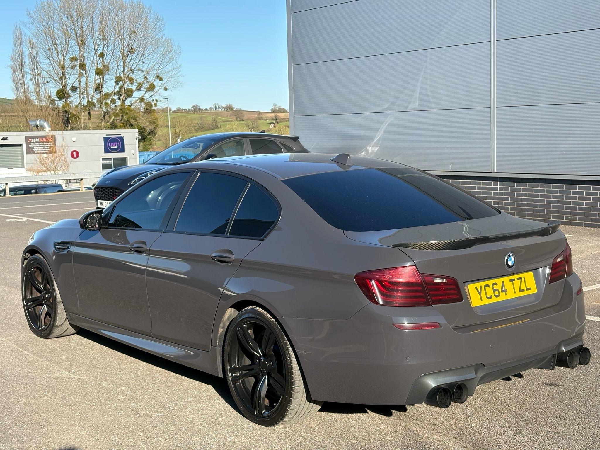 BMW M5 view 39