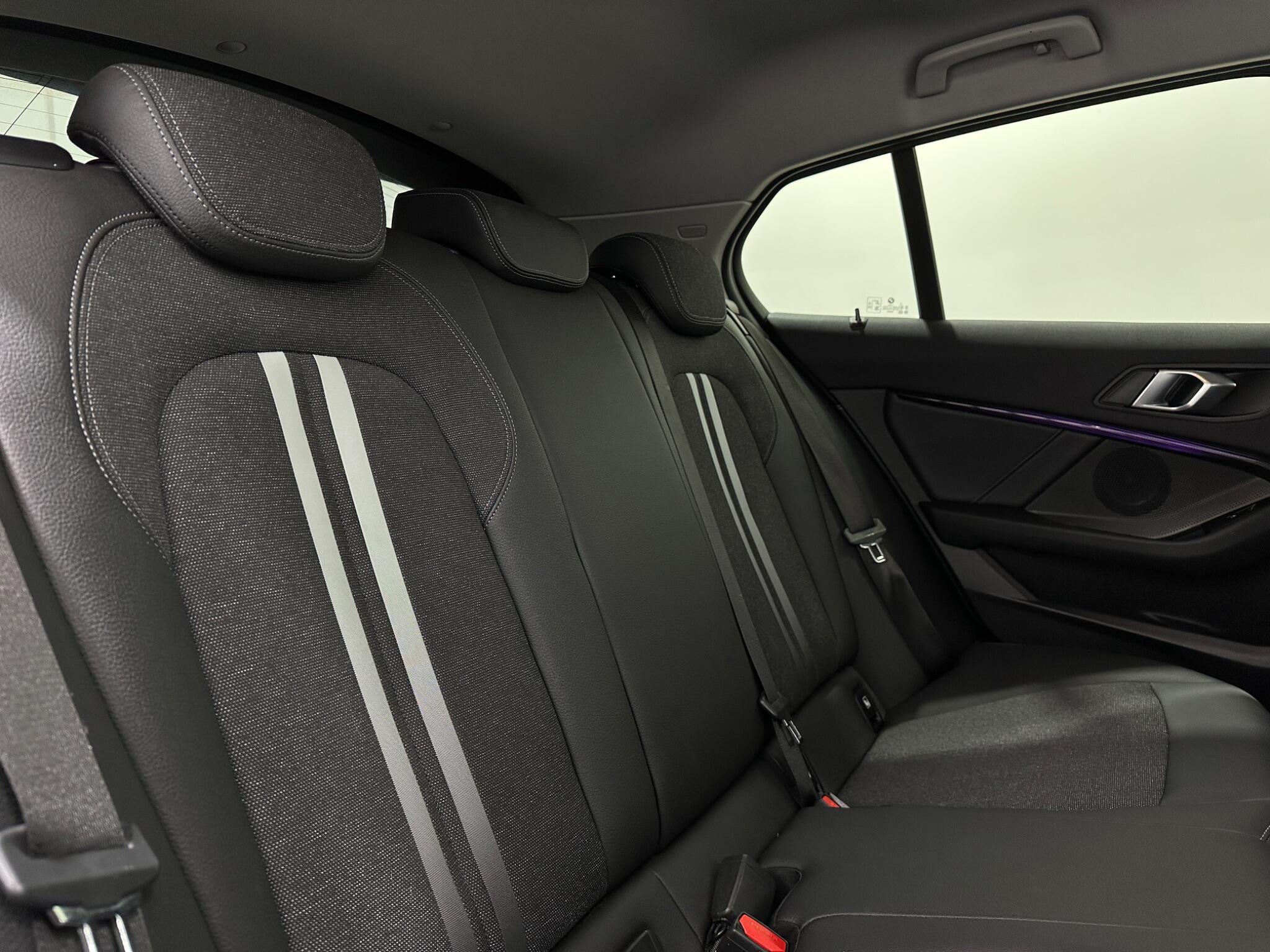 BMW 1 Series view 42