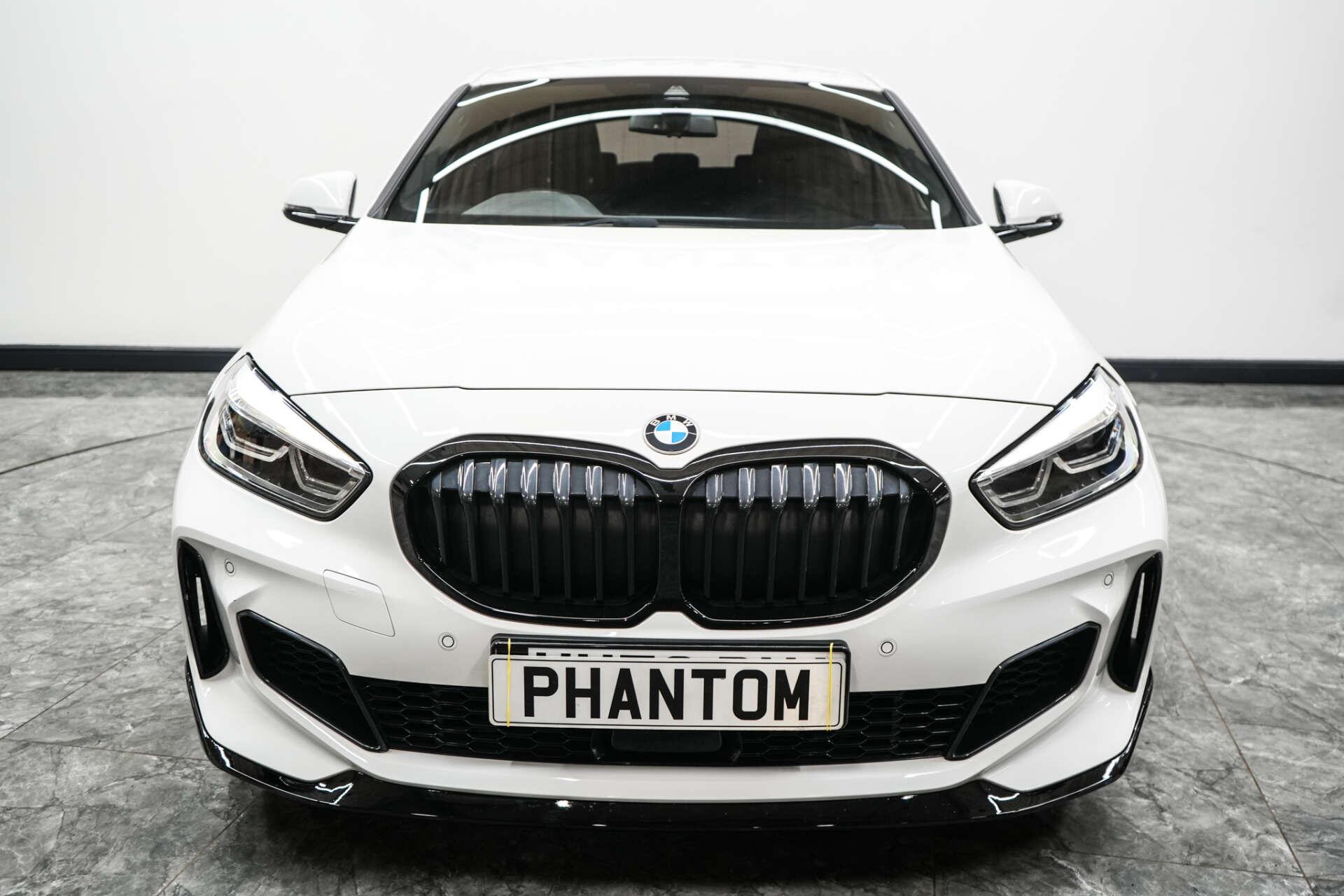 BMW 1 Series view 5