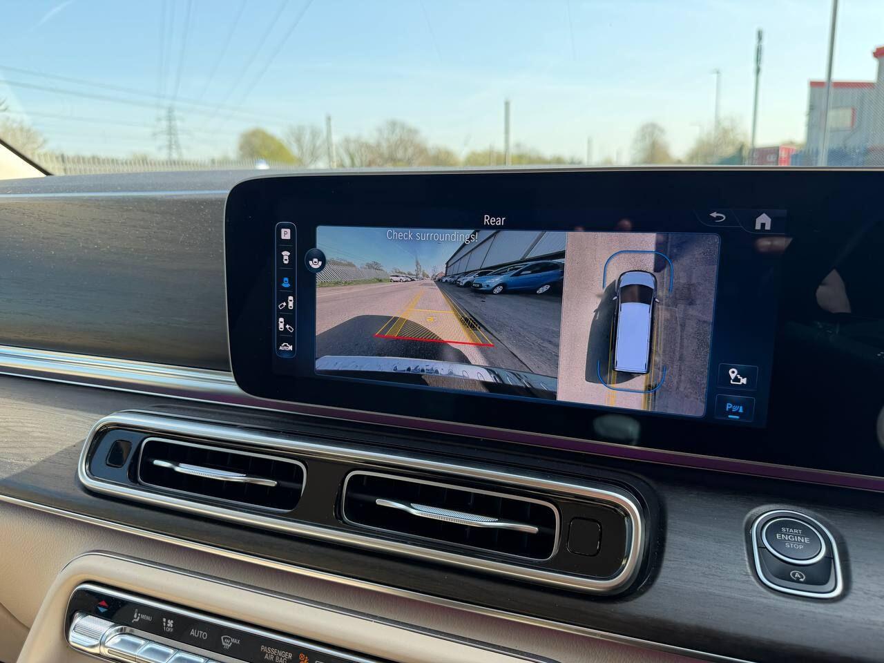 Mercedes-Benz V Class view 36