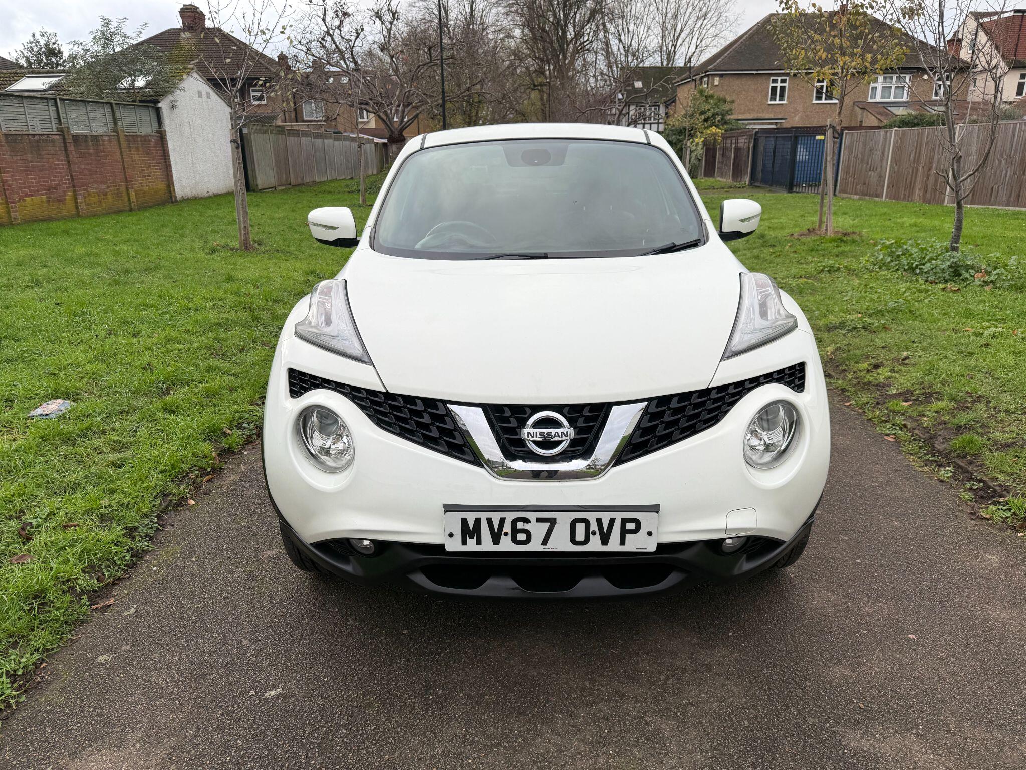 2017 Nissan Juke image 9
