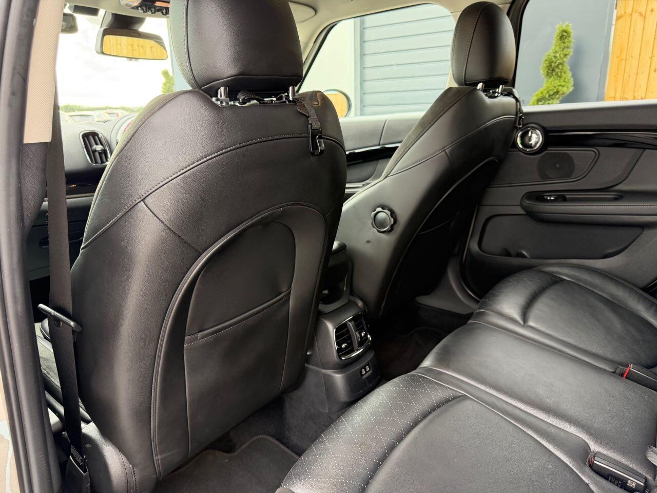 Mini Countryman view 23